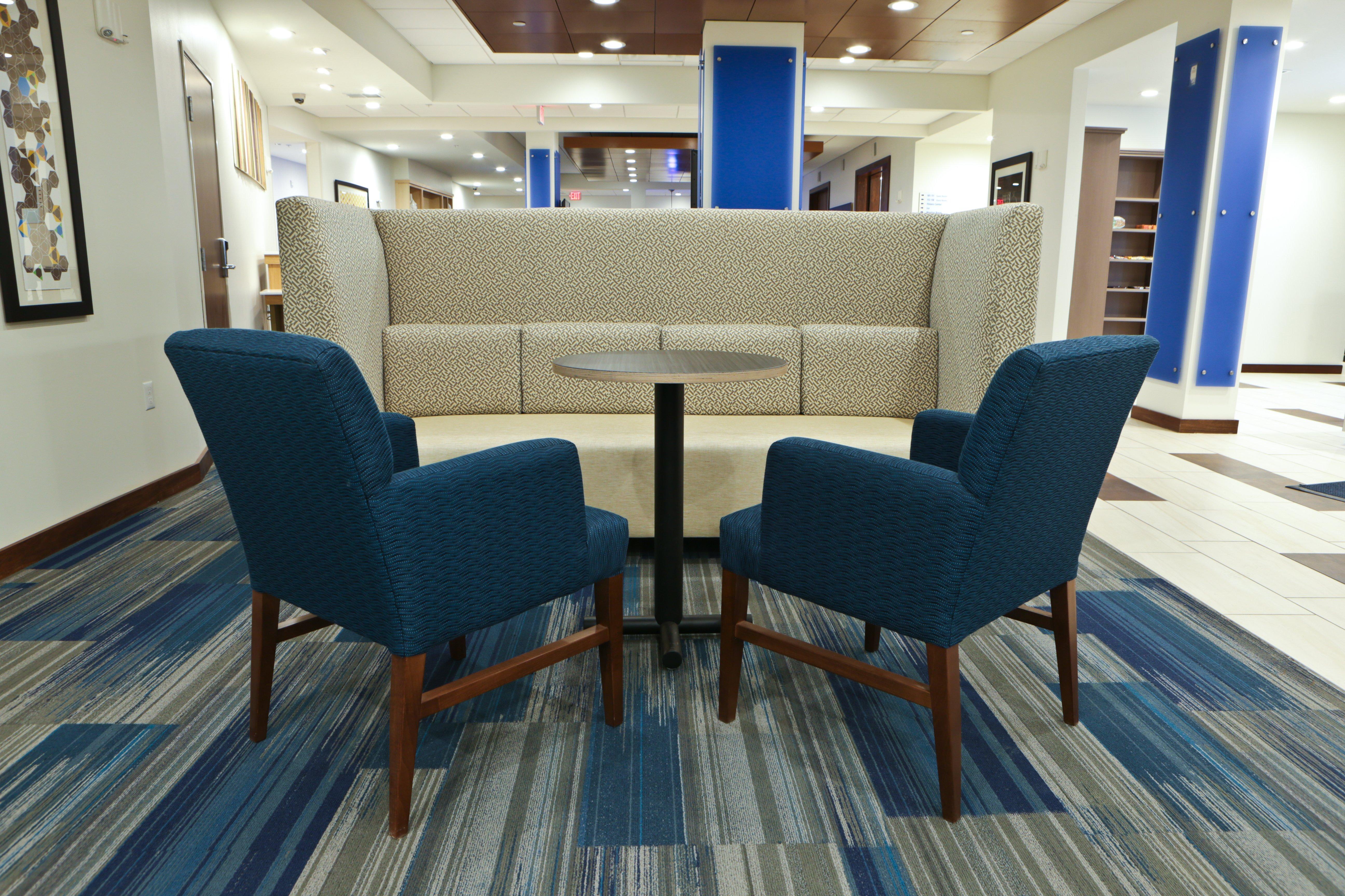 Holiday Inn Express & Suites Monroe By Ihg Exterior photo